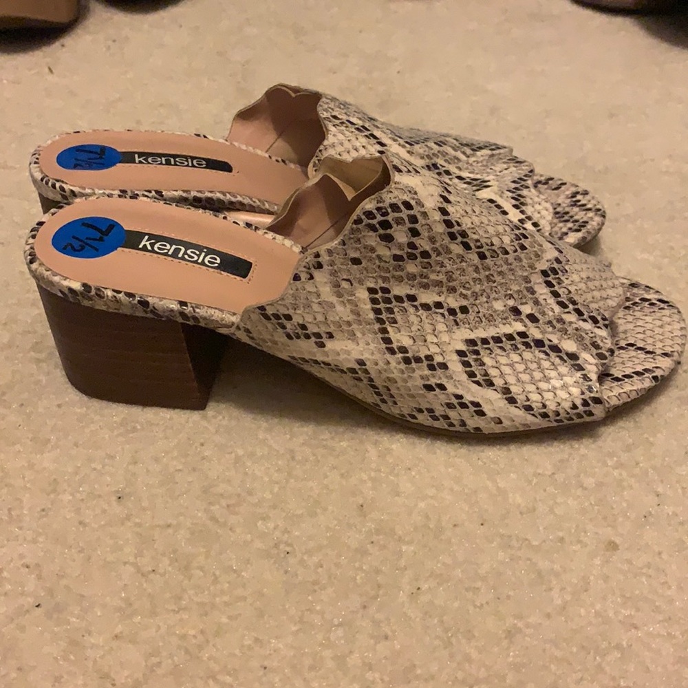 Kensie Snakeskin Heels